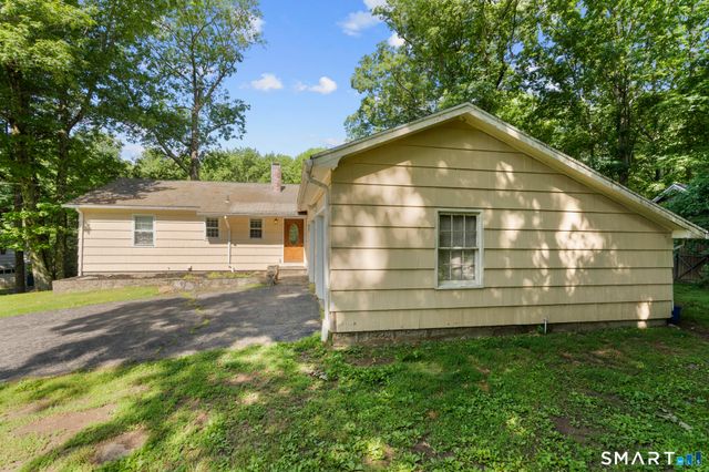 293 Guinea Road, Monroe, CT 06468