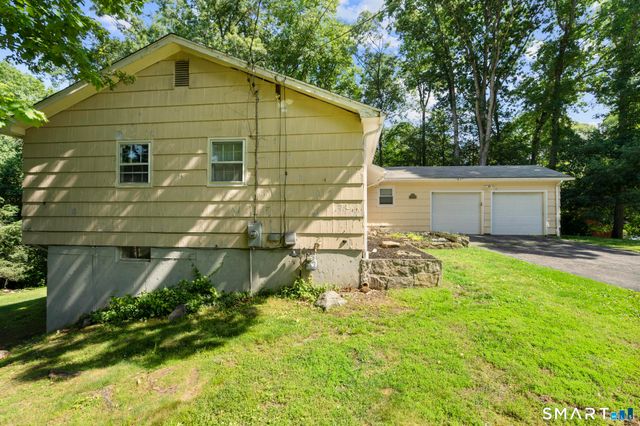 293 Guinea Road, Monroe, CT 06468