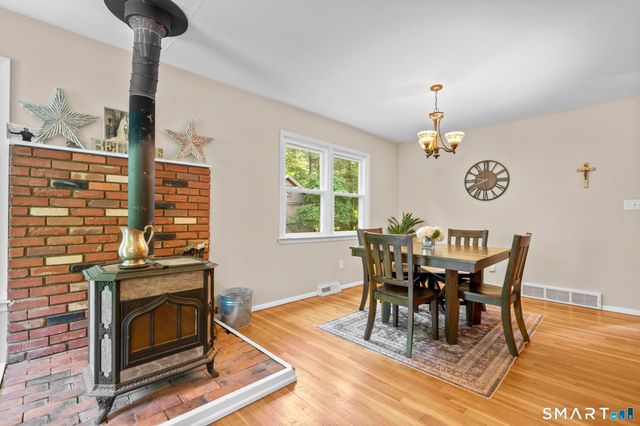 293 Guinea Road, Monroe, CT 06468
