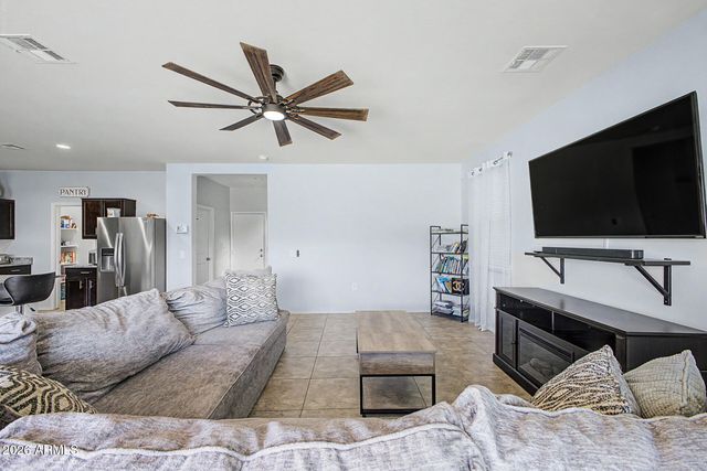 35418 W SAN ILDEFANSO Avenue, Maricopa, AZ 85138