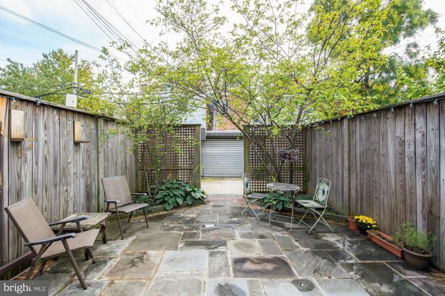 1414 SWANN ST NW, Washington, DC 20009