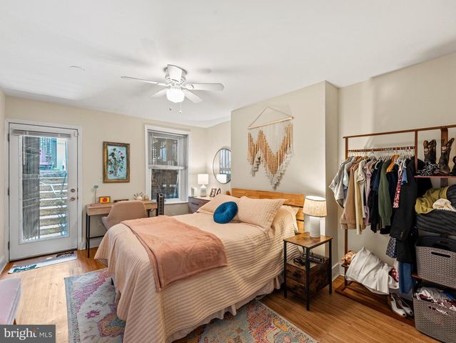 1414 SWANN ST NW, Washington, DC 20009