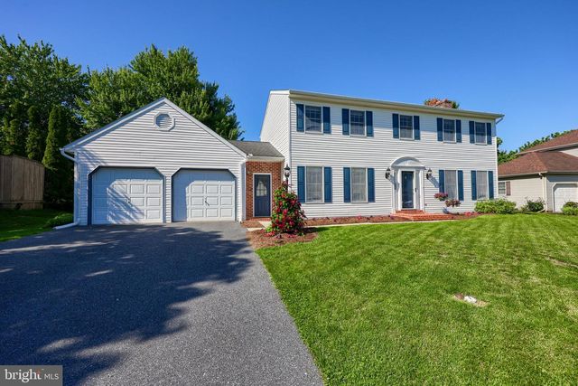 3474 CRYSTAL LN, Lancaster, PA 17601