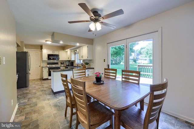 3474 CRYSTAL LN, Lancaster, PA 17601
