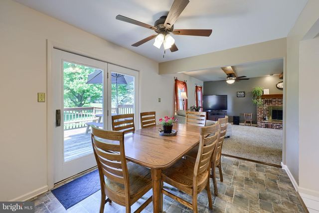 3474 CRYSTAL LN, Lancaster, PA 17601