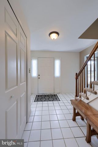 3474 CRYSTAL LN, Lancaster, PA 17601