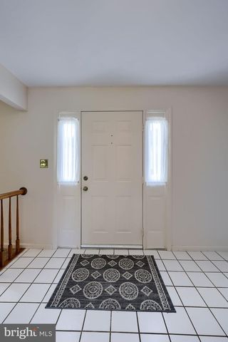 3474 CRYSTAL LN, Lancaster, PA 17601