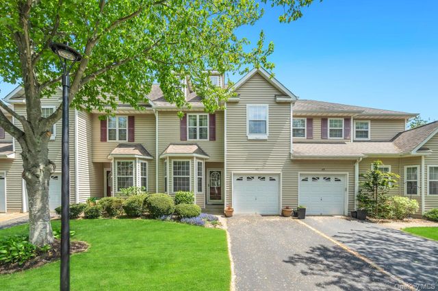47 Snowdance Lane, Nesconset, NY 11767