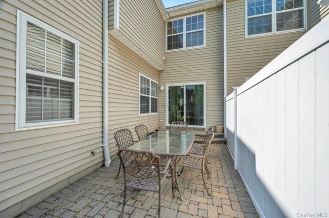 47 Snowdance Lane, Nesconset, NY 11767