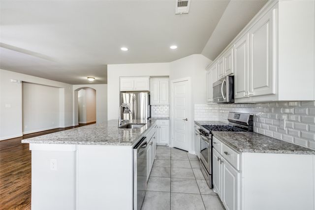 1205 Rocky Mountain Court, Celina, TX 75009