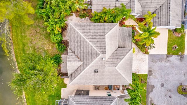 9 Admirals Court, Palm Beach Gardens, FL 33418