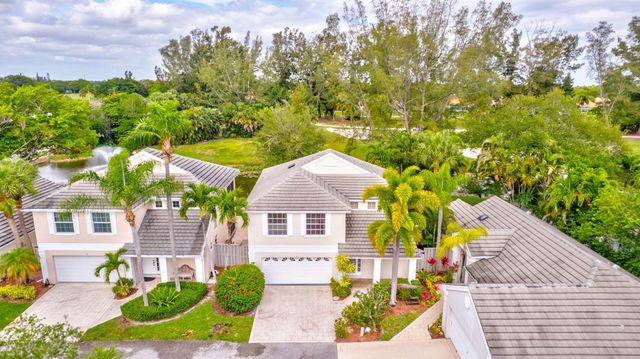 9 Admirals Court, Palm Beach Gardens, FL 33418