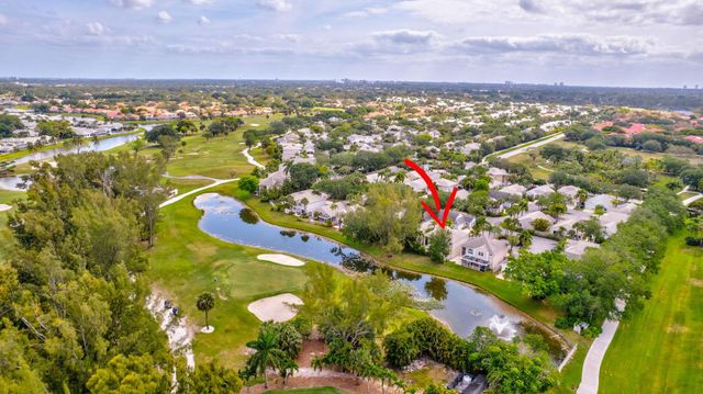 9 Admirals Court, Palm Beach Gardens, FL 33418