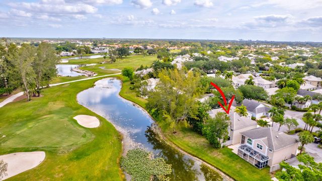 9 Admirals Court, Palm Beach Gardens, FL 33418