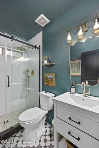 7701 E Knollwood Circle, Tucson, AZ 85750