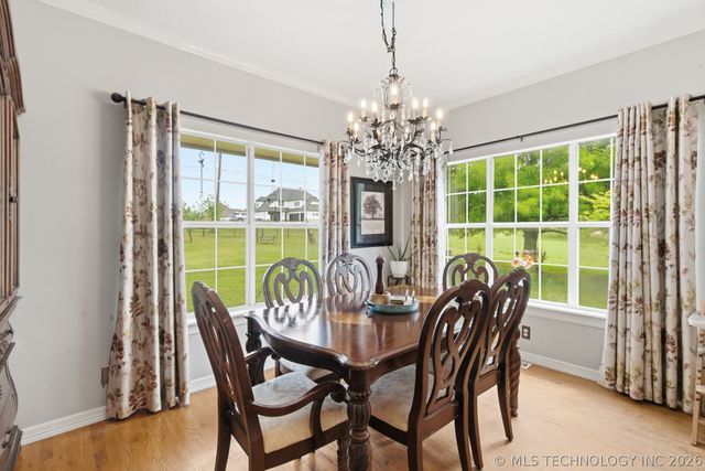 9952 E Shadowlake Drive, Claremore, OK 74017