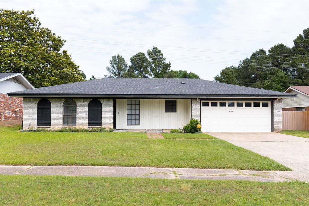 9213 Scotch Pine Drive, Shreveport, LA 71118