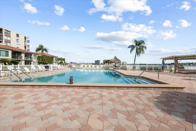 6268 PALMA DEL MAR BOULEVARD S 107, St Petersburg, FL 33715