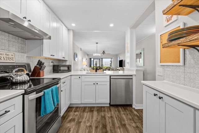 6268 PALMA DEL MAR BOULEVARD S 107, St Petersburg, FL 33715