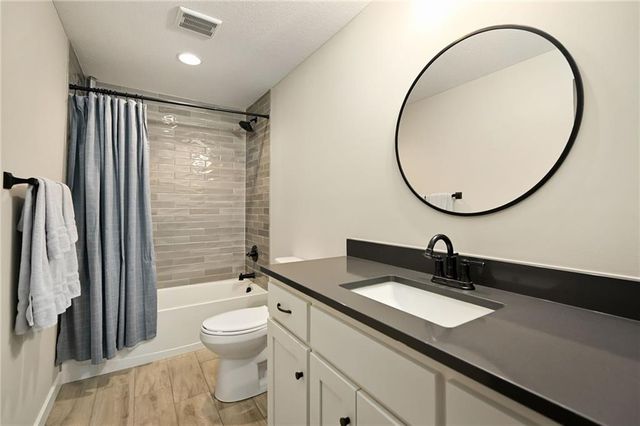 11281 S Red Bird Street, Olathe, KS 66061