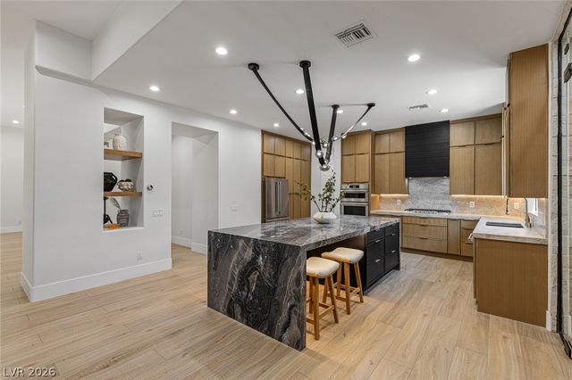 29 Desert Highlands Drive, Henderson, NV 89052