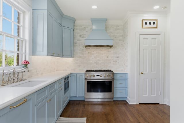 3616 Hoods Hill Rd, Nashville, TN 37215