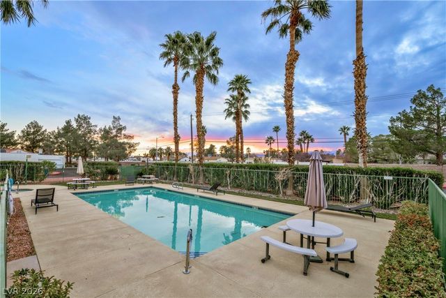 5424 Comchec Way 103, Las Vegas, NV 89108