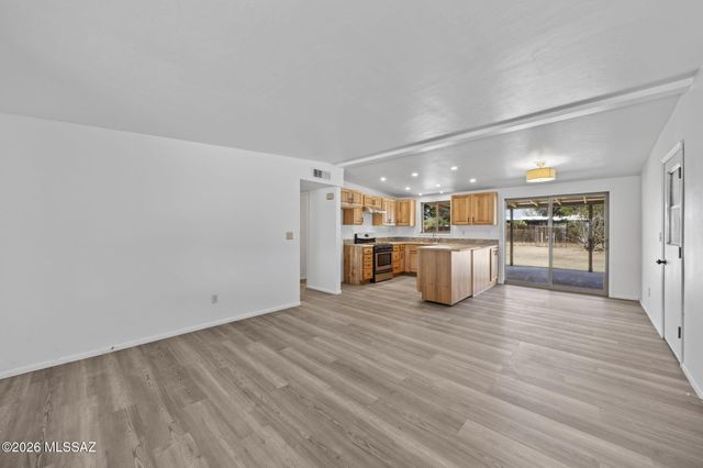 16467 N Avenida De La Canada, Tucson, AZ 85739