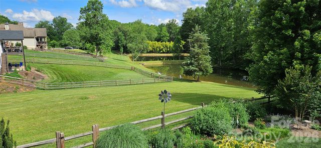 12 Farm Pond Lane, Candler, NC 28715