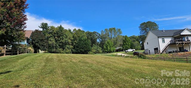 12 Farm Pond Lane, Candler, NC 28715