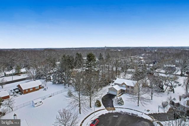 5 MARY CT, Cranbury, NJ 08512