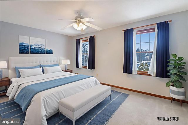 5 MARY CT, Cranbury, NJ 08512