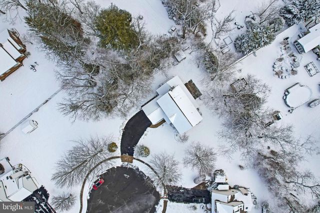 5 MARY CT, Cranbury, NJ 08512