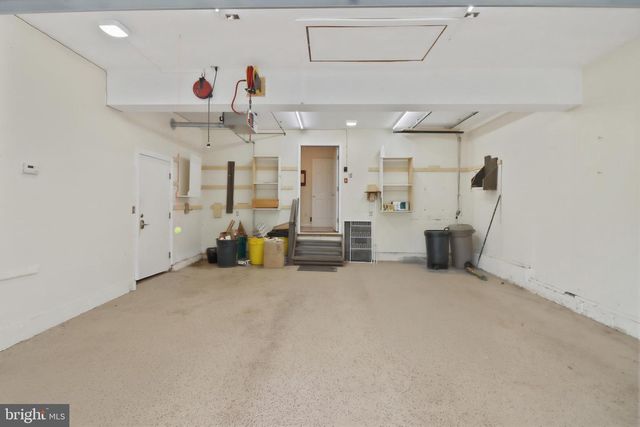 5 MARY CT, Cranbury, NJ 08512