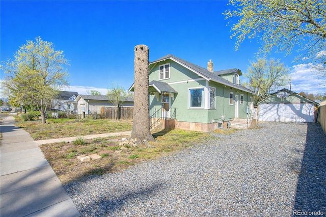 447 W 8th Street, Loveland, CO 80537