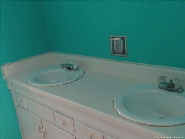 5609 Bowman Court, Fayetteville, NC 28304