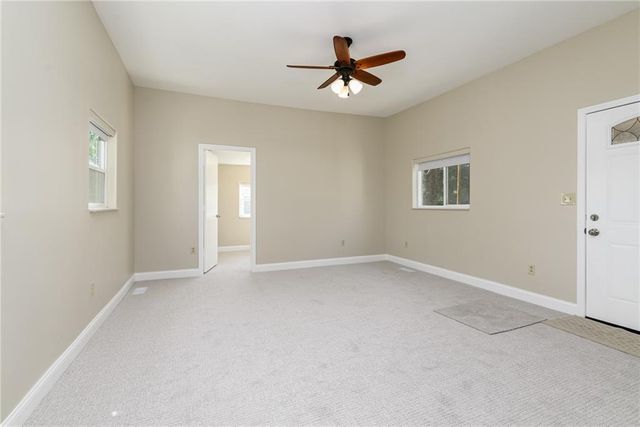 811 Dakota Street, Leavenworth, KS 66048