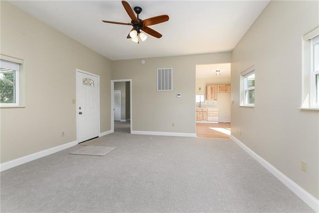 811 Dakota Street, Leavenworth, KS 66048