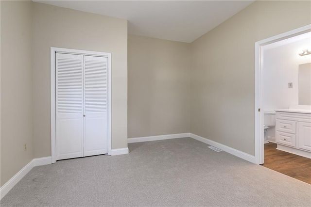 811 Dakota Street, Leavenworth, KS 66048