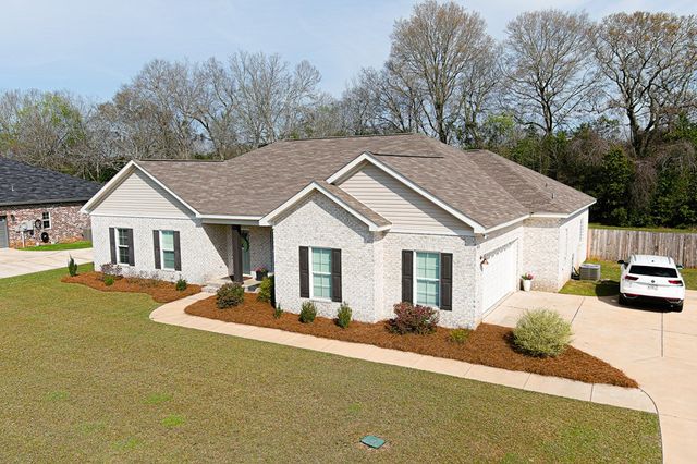 214 Magnolia Place, Newton, AL 36352