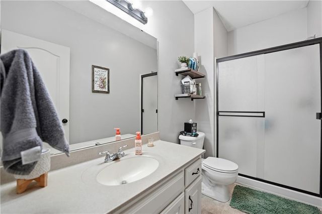 1601 Chisam Road, Kearney, MO 64060