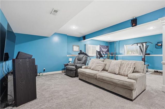 1601 Chisam Road, Kearney, MO 64060