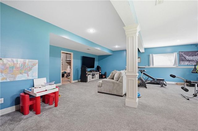 1601 Chisam Road, Kearney, MO 64060