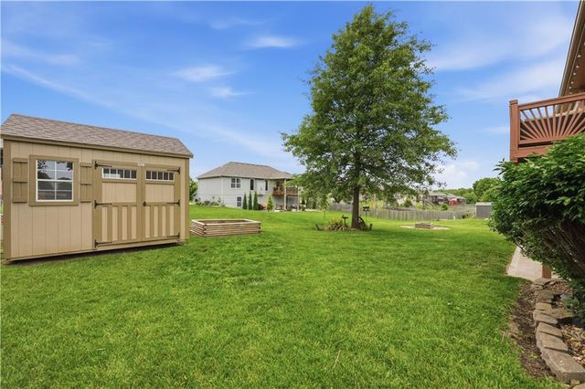 1601 Chisam Road, Kearney, MO 64060