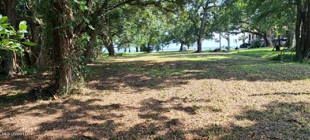 2507 Beach Boulevard, Pascagoula, MS 39567