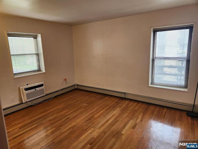 216 Prospect Avenue 1C, Hackensack, NJ 07601