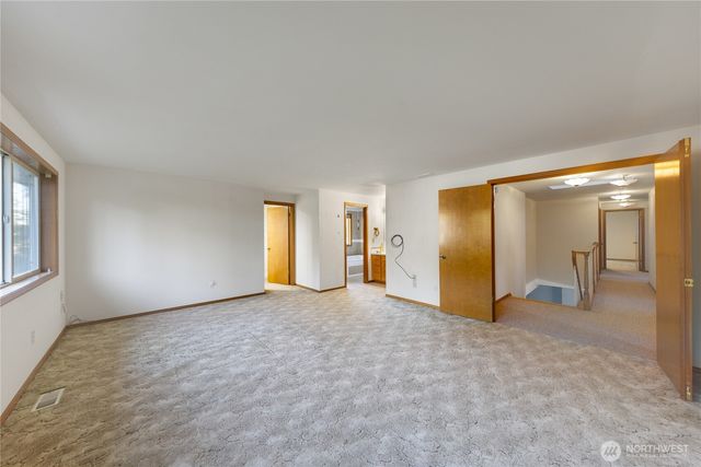 2115 Fairway Lane, Oak Harbor, WA 98277