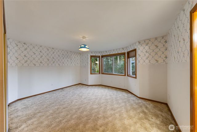 2115 Fairway Lane, Oak Harbor, WA 98277