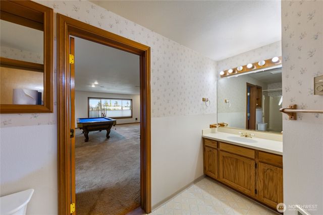 2115 Fairway Lane, Oak Harbor, WA 98277