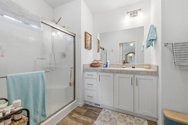 5015 Shooting Star Rd, Pollock Pines, CA 95726